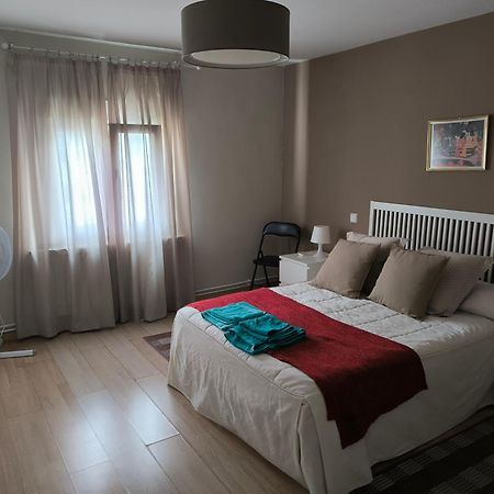 Piso Ponferrada Apartment Екстериор снимка